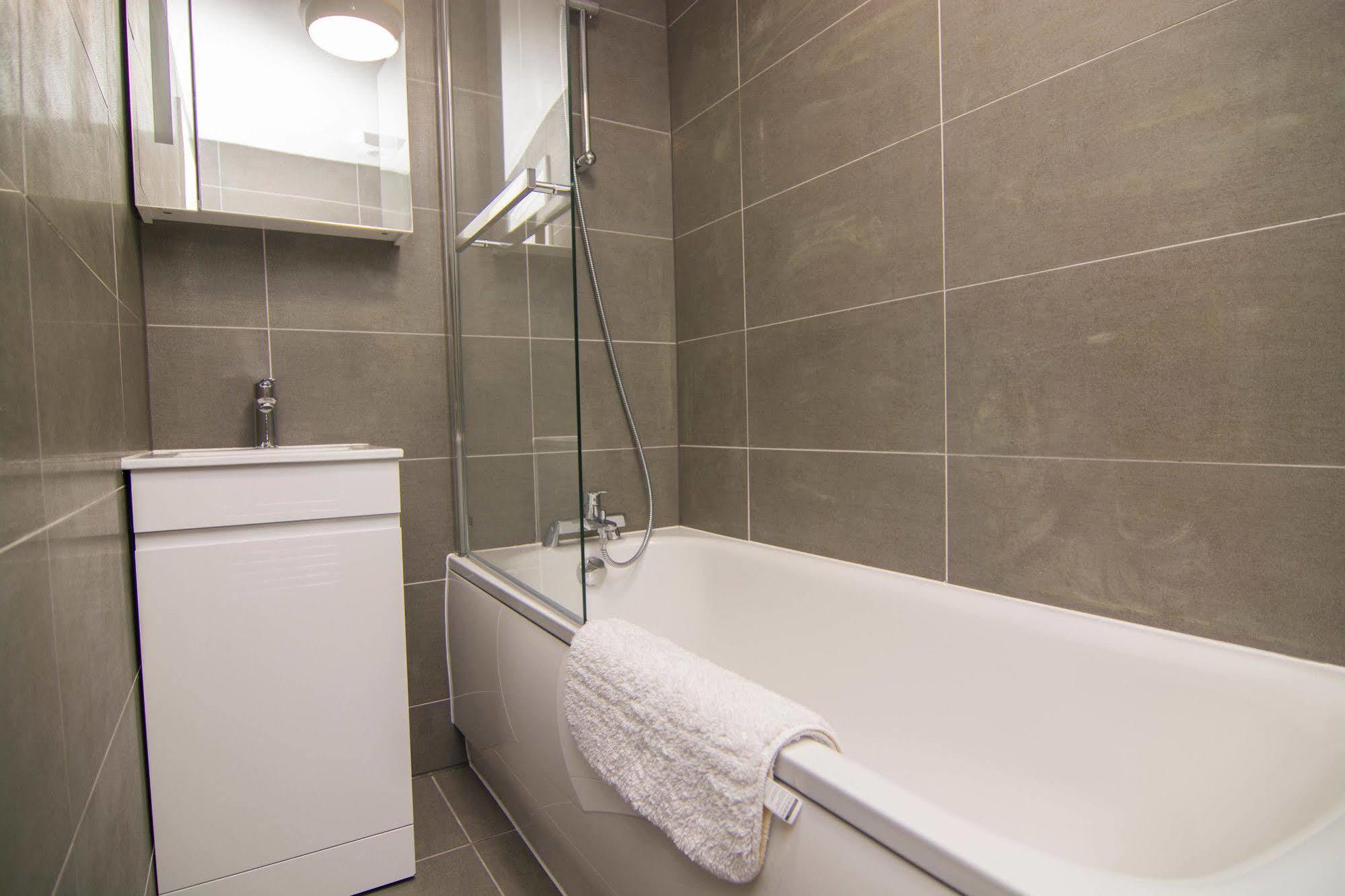 Apartment Wharf - Canary South لندن المظهر الخارجي الصورة