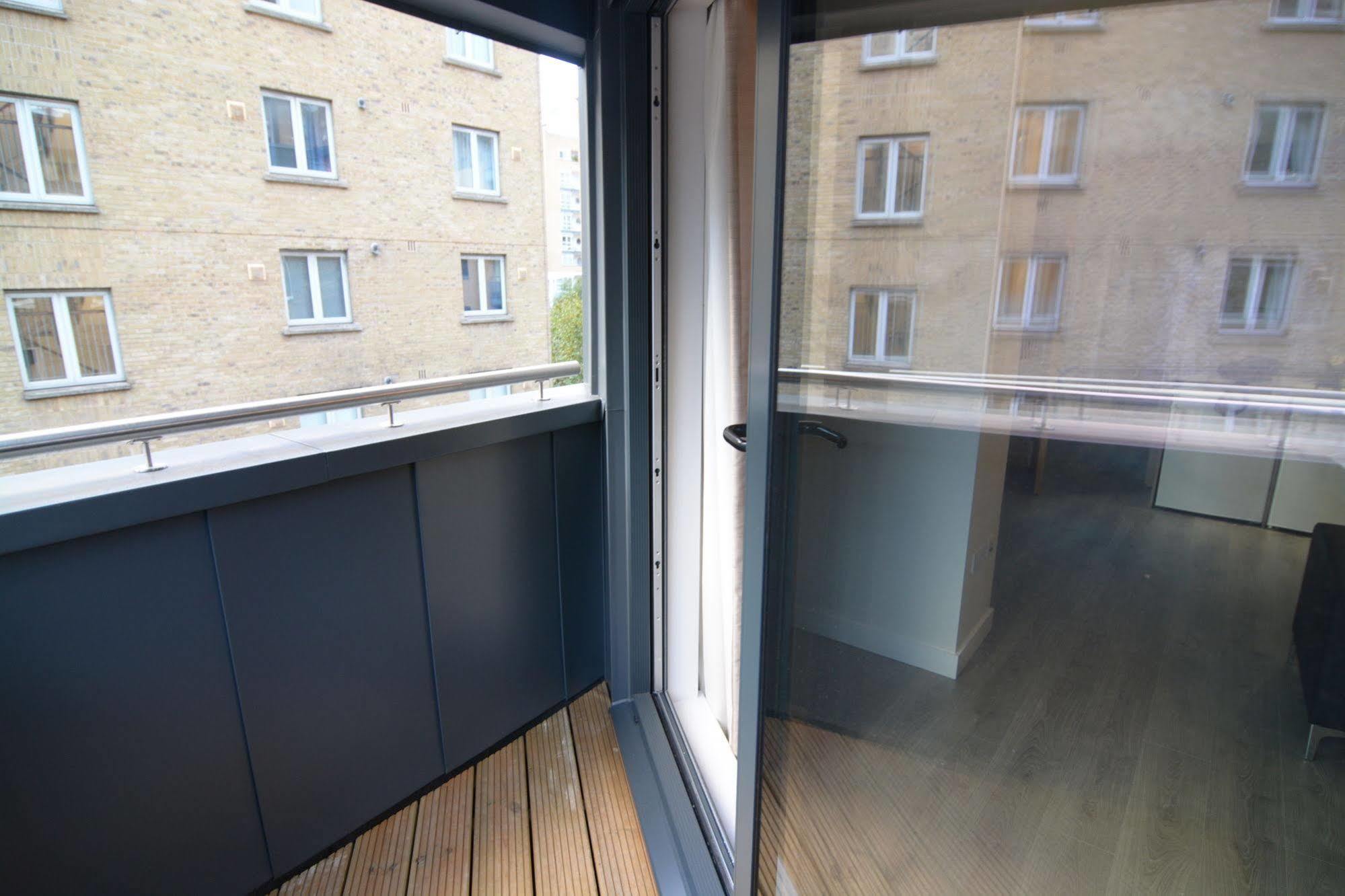 Apartment Wharf - Canary South لندن المظهر الخارجي الصورة