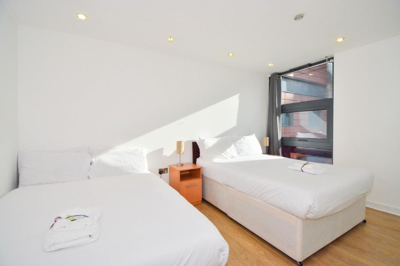 Apartment Wharf - Canary South لندن المظهر الخارجي الصورة