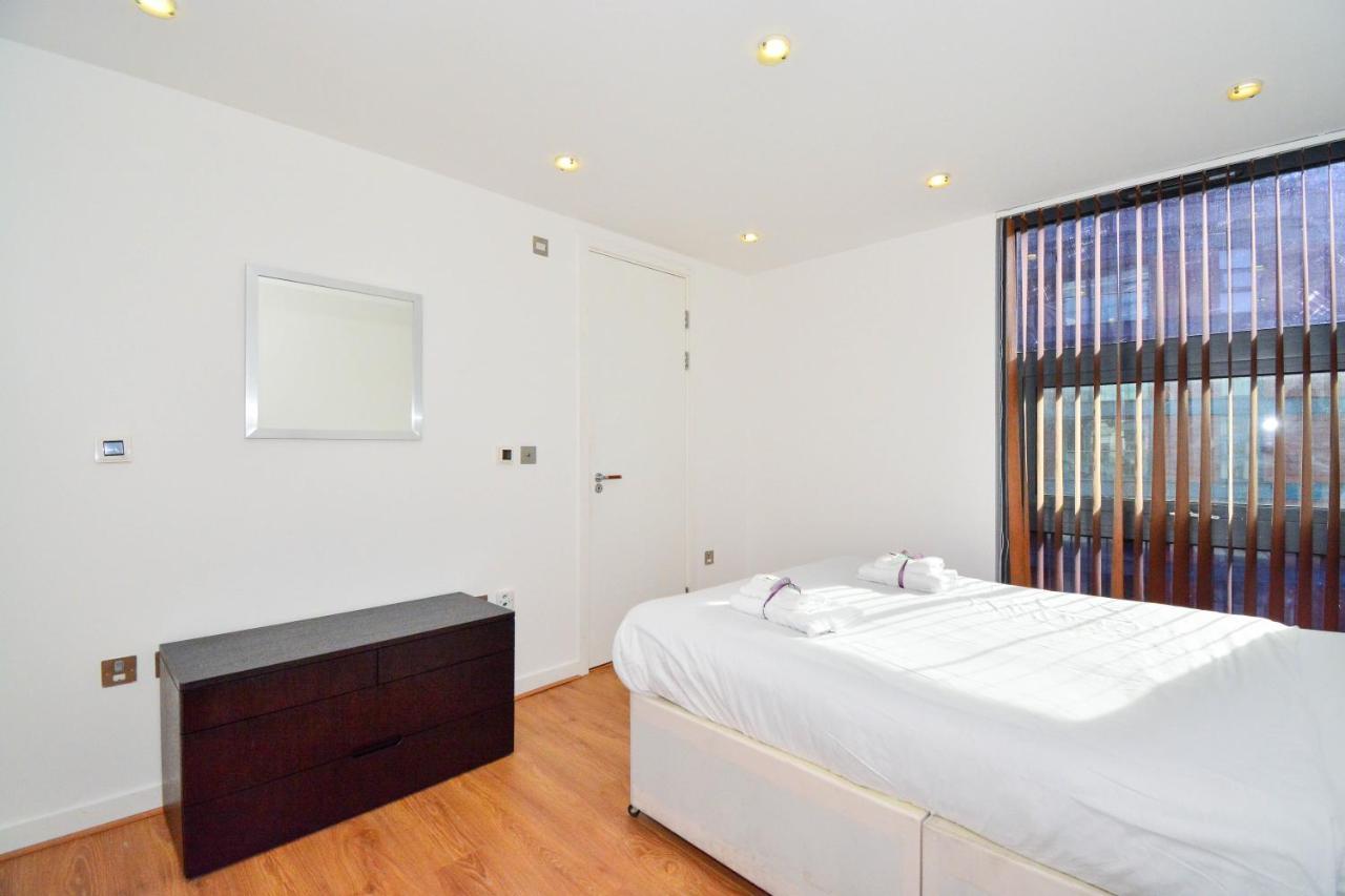 Apartment Wharf - Canary South لندن المظهر الخارجي الصورة